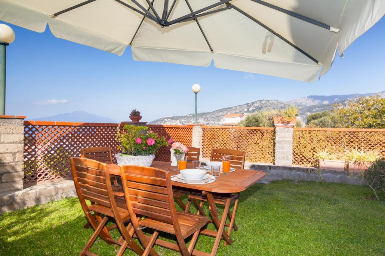 Shanti Home - Restaurant Di Aversano Salvatore Sorrento Dış mekan fotoğraf