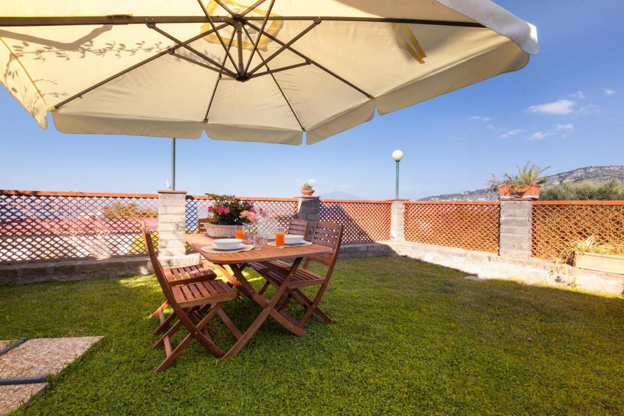 Shanti Home - Restaurant Di Aversano Salvatore Sorrento Dış mekan fotoğraf