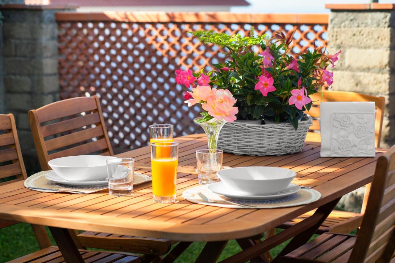 Shanti Home - Restaurant Di Aversano Salvatore Sorrento Dış mekan fotoğraf