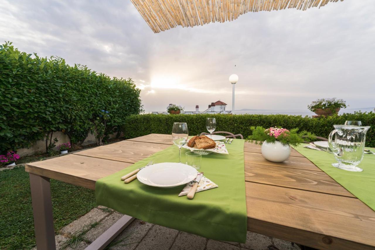 Shanti Home - Restaurant Di Aversano Salvatore Sorrento Dış mekan fotoğraf
